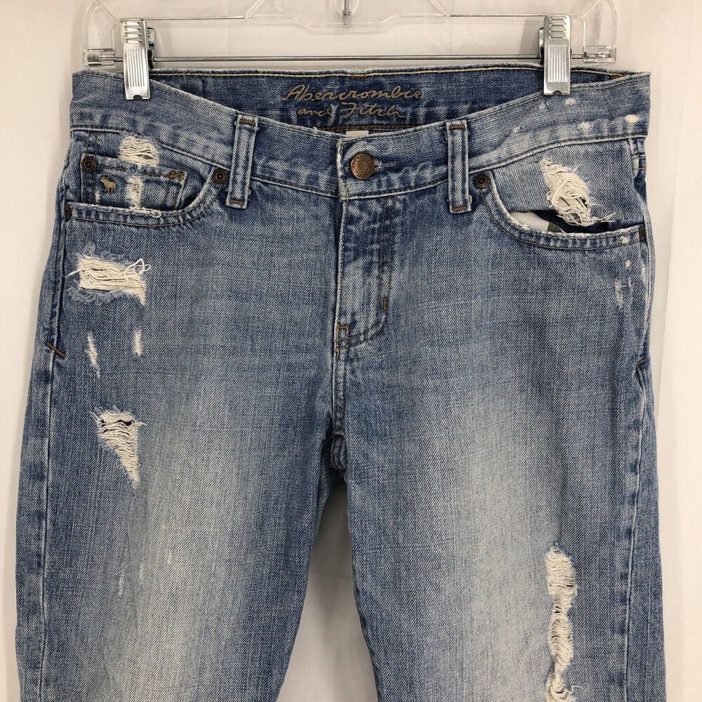 Abercrombie & Fitch Cuffed Crop Low Rise Distressed Denim Jeans 4 (32x25)